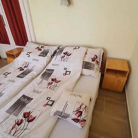 In - Balaton 43121 Apartment