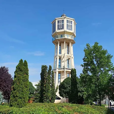 In - Balaton 43121 Апартаменты *